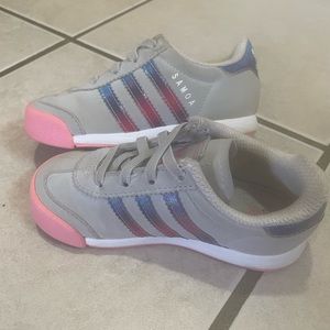 Adidas Samoa sneakers